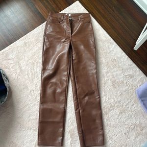Never worn- Aritza Wilfred pants